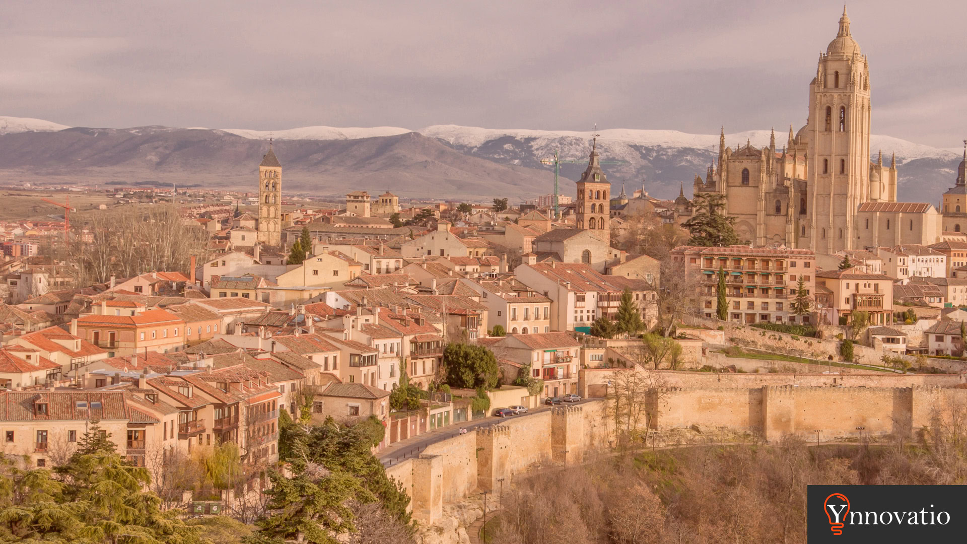 Agencia SEO en Segovia. Vista desde el Alcázar