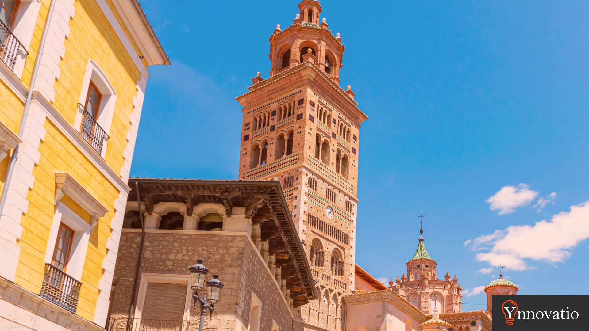 Agencia SEO en Teruel. Vista desde el Ayuntamiento a la catedral